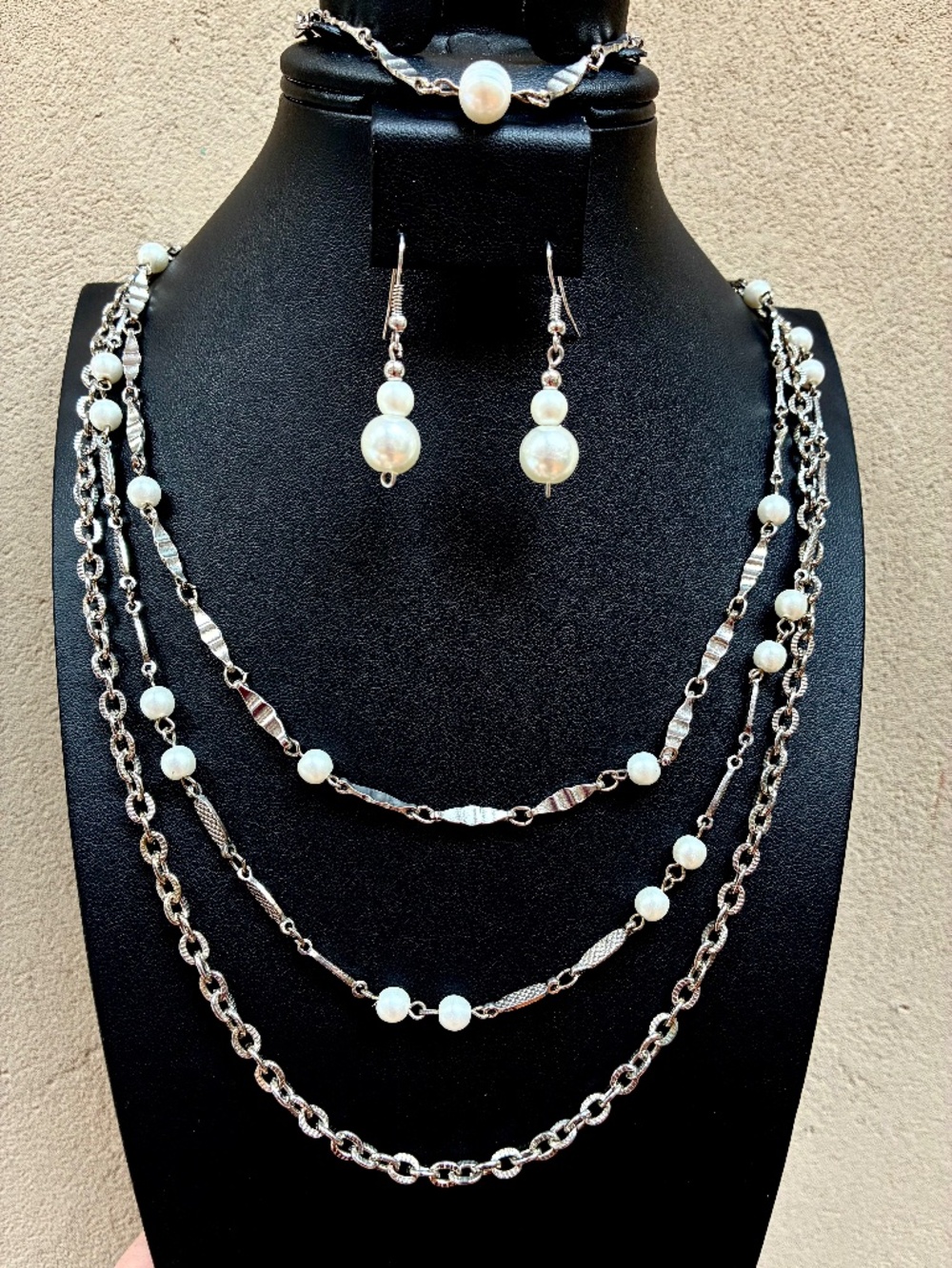 Reworked Vintage Jewelry: Necklace, Earrings, Baroque Pearl Bracelet
